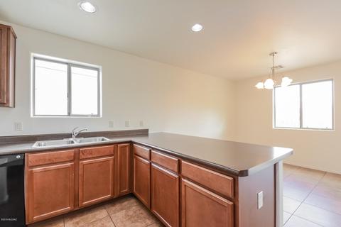 737 S Willis Ray Ave, Vail, AZ 85641 photo 9