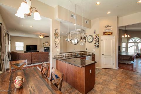 7441 W Ruby Chip Dr, Tucson, AZ 85743 photo 5