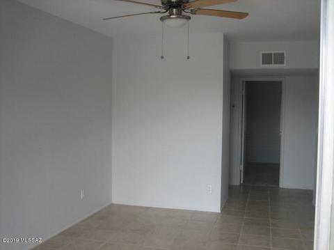 8340 E Beverly St, Tucson, AZ 85710 photo 3