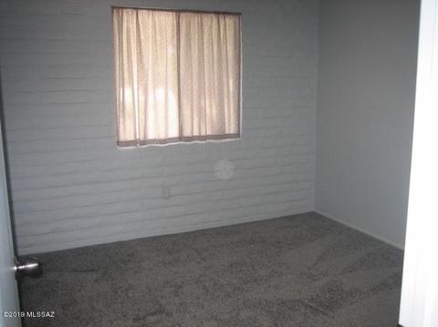 8340 E Beverly St, Tucson, AZ 85710 photo 4