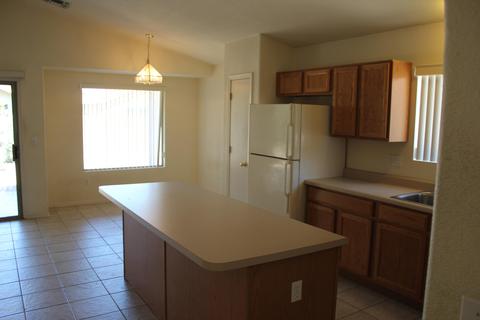 7626 S Laurel Willow Dr, Tucson, AZ 85747 photo 6