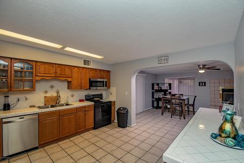 2162 E Wedwick St, Tucson, AZ 85706 photo 6