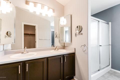 9749 E Paseo Del Tornasol, Tucson, AZ 85747 photo 23