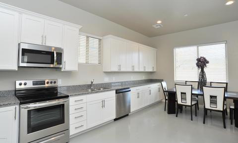 137 E Stone Ct, Tucson, AZ 85705 photo 12