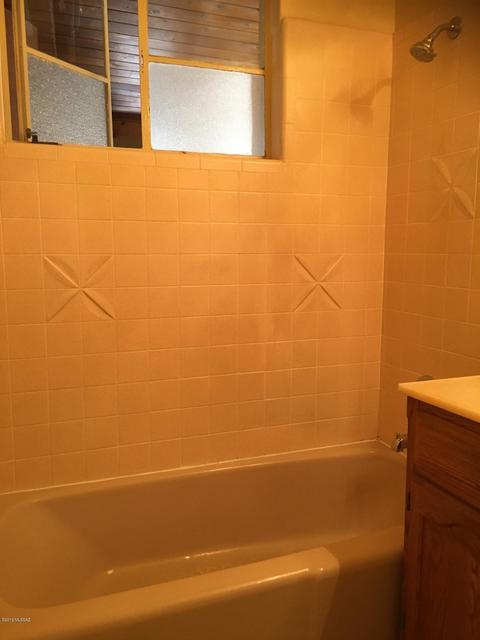 3302 E 27th St, Tucson, AZ 85713 photo 12