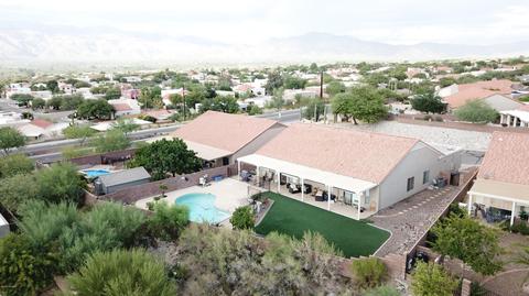 10524 E Barclay Park Loop, Tucson, AZ 85748 photo 5