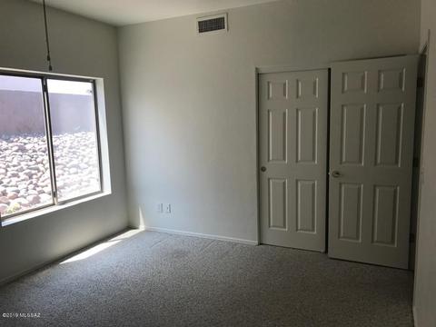 10524 E Barclay Park Loop, Tucson, AZ 85748 photo 15