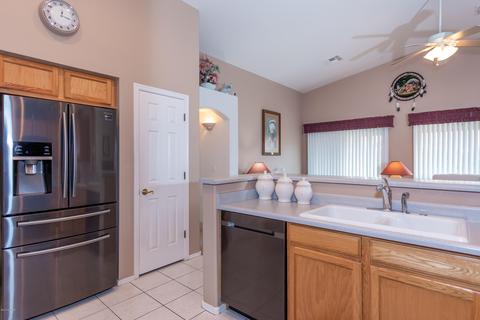 8969 E Martha Root Ct, Tucson, AZ 85747 photo 7