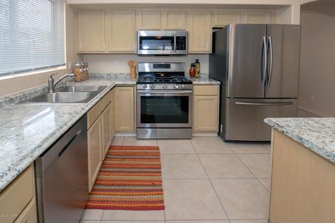 7808 E Windriver Dr, Tucson, AZ 85750 photo 5