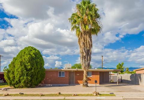6517 E David Dr, Tucson, AZ 85730 photo 1