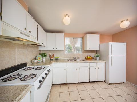 6517 E David Dr, Tucson, AZ 85730 photo 4
