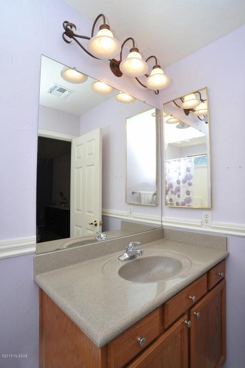 8422 E Sarnoff Ridge Loop, Tucson, AZ 85710 photo 22