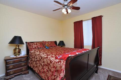 8422 E Sarnoff Ridge Loop, Tucson, AZ 85710 photo 6