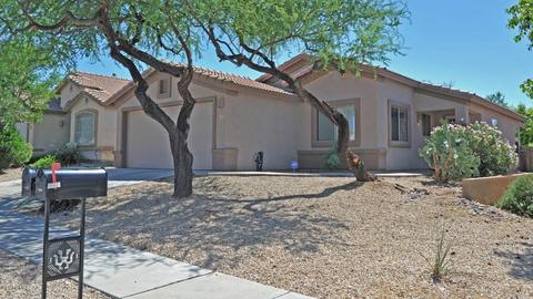 8422 E Sarnoff Ridge Loop, Tucson, AZ 85710 photo 9