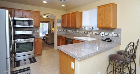 8422 E Sarnoff Ridge Loop, Tucson, AZ 85710 photo 15