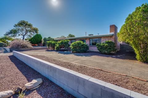 2104 E Silver St, Tucson, AZ 85719 photo 2