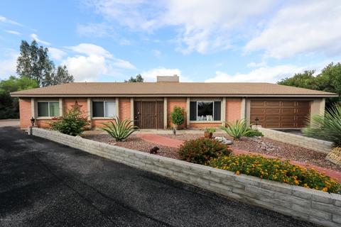 668 E Macon Dr, Vail, AZ 85641 photo 2
