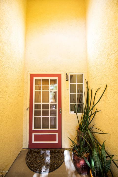 9793 E Paseo Del Tornasol, Tucson, AZ 85747 photo 1