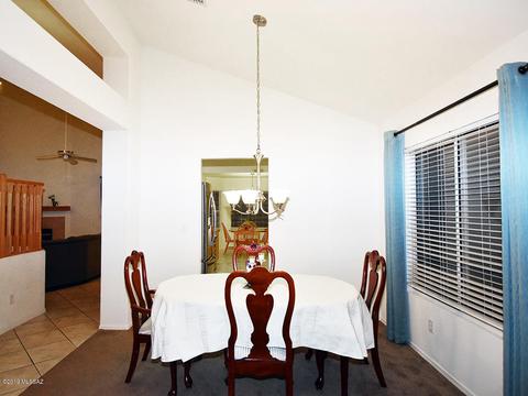 2075 W Hidden Pointe Ct, Tucson, AZ 85737 photo 12