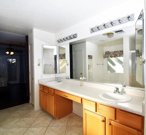 2075 W Hidden Pointe Ct, Tucson, AZ 85737 photo 29