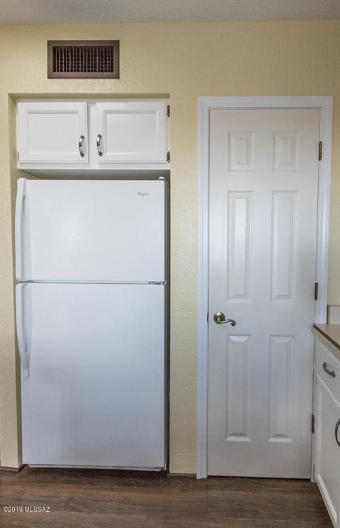 535 E Savannah St, Vail, AZ 85641 photo 5