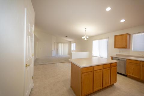 8366 E Bowline Rd, Tucson, AZ 85710 photo 3