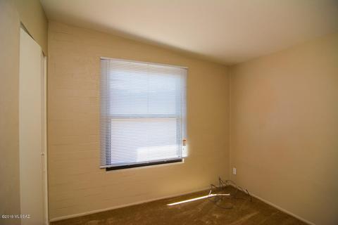 5510 S Canada Dr, Tucson, AZ 85706 photo 13