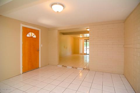 5510 S Canada Dr, Tucson, AZ 85706 photo 6