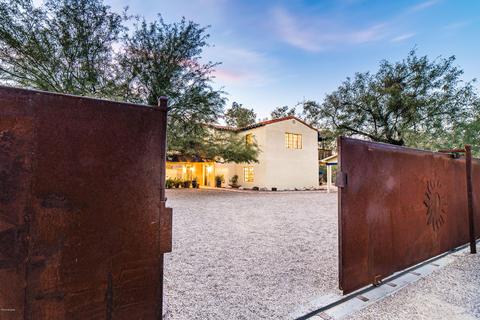1925 E Greenlee Rd, Tucson, AZ 85719 photo 2