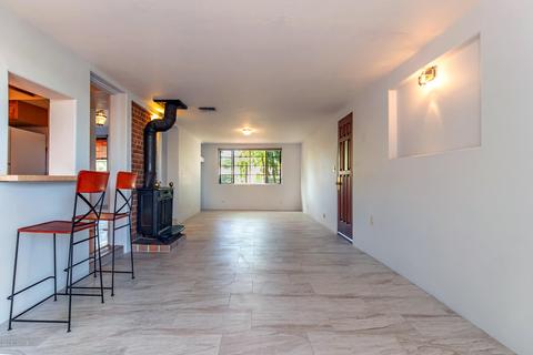 3960 E Hampton Pl, Tucson, AZ 85712 photo 4