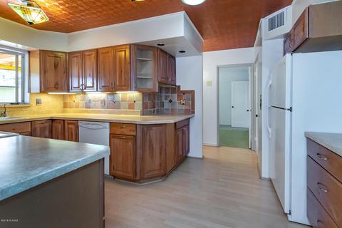 3960 E Hampton Pl, Tucson, AZ 85712 photo 36