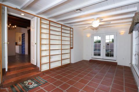 2210 E Hampton St, Tucson, AZ 85719 photo 15
