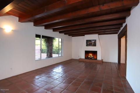 2210 E Hampton St, Tucson, AZ 85719 photo 6