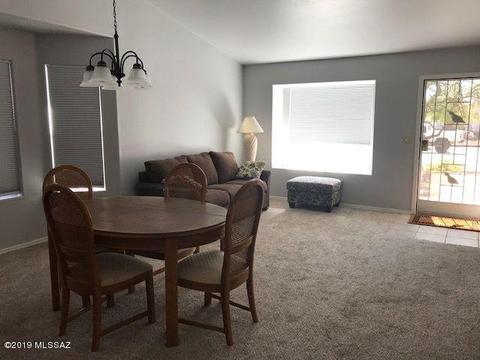 9631 E Lancashire Way, Tucson, AZ 85747 photo 2