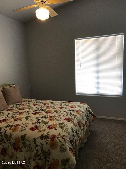 9631 E Lancashire Way, Tucson, AZ 85747 photo 17