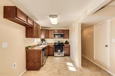 6330 Eli Dr, Tucson, AZ 85710 photo 8