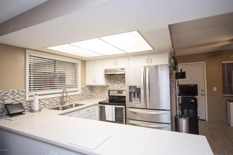 9326 E Daniel Pl, Tucson, AZ 85710 photo 8