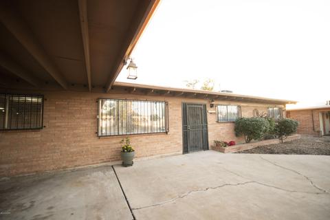 9326 E Daniel Pl, Tucson, AZ 85710 photo 3