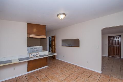 2902 E 27th St, Tucson, AZ 85711 photo 8