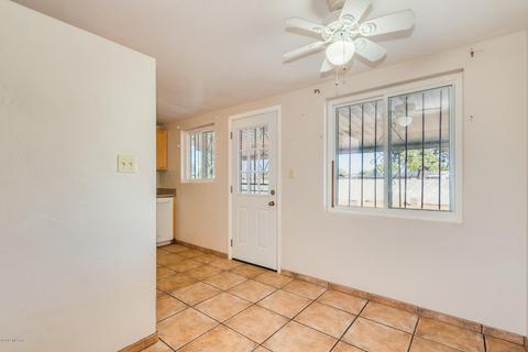 4881 E 28th St, Tucson, AZ 85711 photo 7