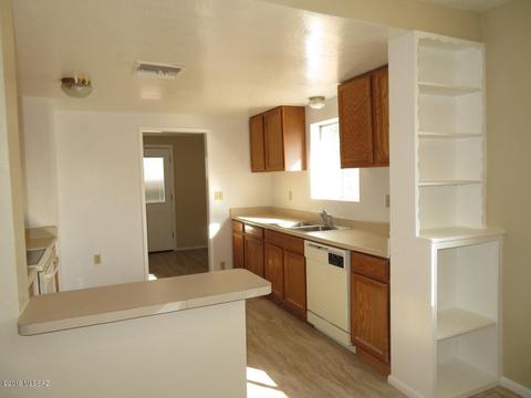 574 E Pomerene Rd, Benson, AZ 85602 photo 7