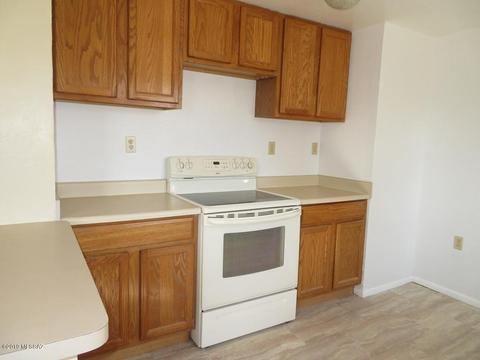 574 E Pomerene Rd, Benson, AZ 85602 photo 8