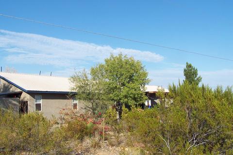 311 E Chuckwagon Loop, Safford, AZ 85546 photo 4