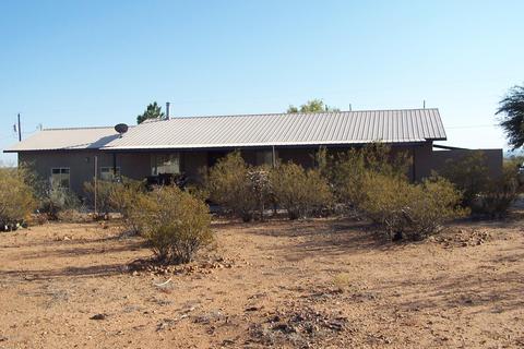 311 E Chuckwagon Loop, Safford, AZ 85546 photo 1