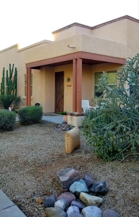 5444 S Civano Blvd, Tucson, AZ 85747 photo 2