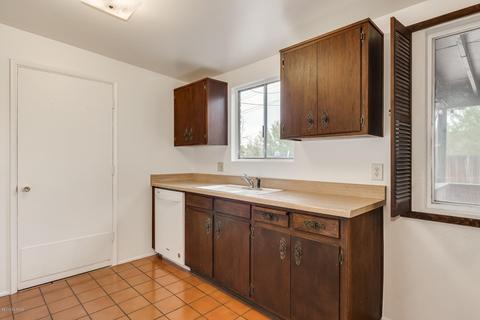 8517 E Baker Pl, Tucson, AZ 85710 photo 8