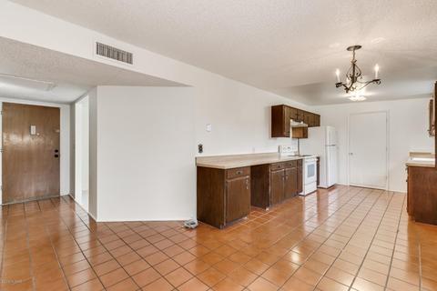 8517 E Baker Pl, Tucson, AZ 85710 photo 6