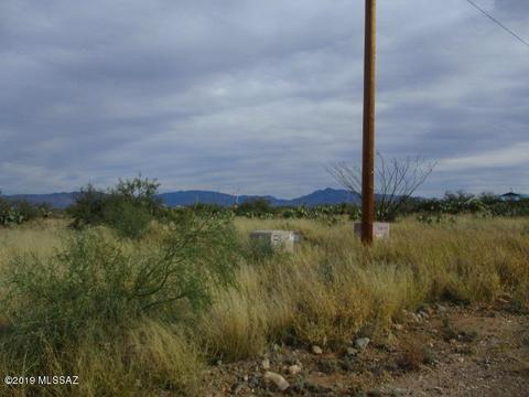 2 N Larkin Dr, Vail, AZ 85641 photo 2