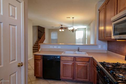 7960 E Revolution, Tucson, AZ 85730 photo 5