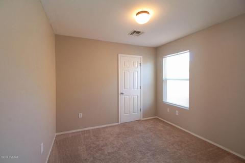 7960 E Revolution, Tucson, AZ 85730 photo 18